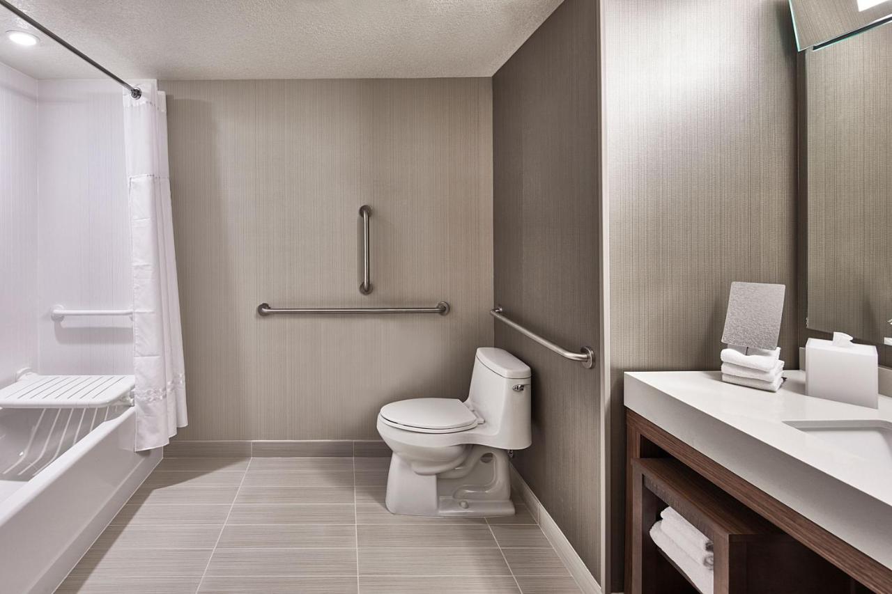 Courtyard By Marriott Minneapolis West Saint Louis Park Exterior foto